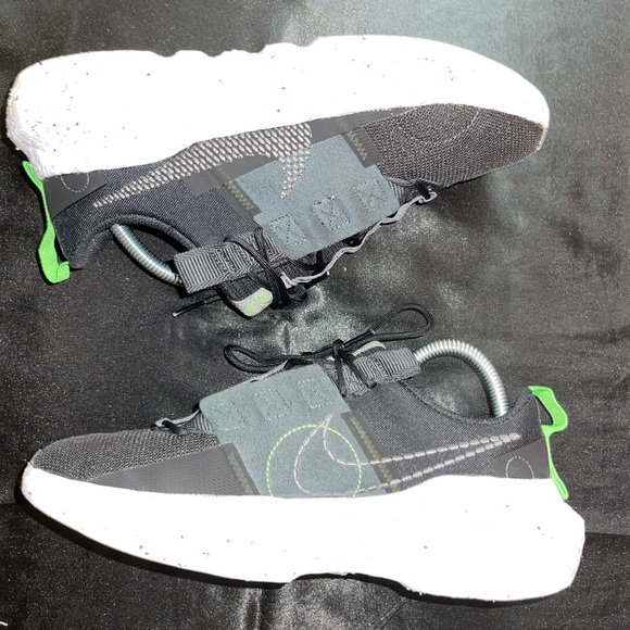 Nike Crater Impact - Picture 2 of 7